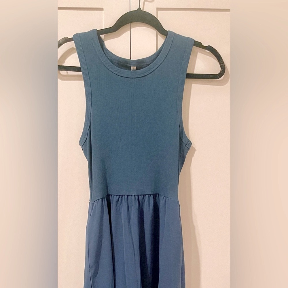Stylish Sleeveless Teal Dress like new!!